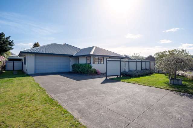 14 Lakemere Way Kinloch_1