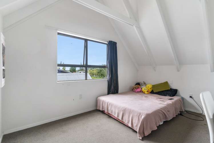 50 Redcrest Avenue Red Hill_18