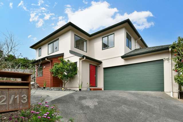 FREEHOLD, DOUBLE GARAGE IN OTEHA