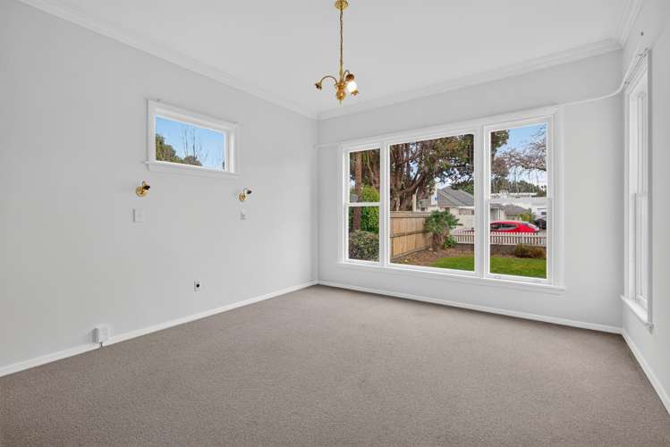 4 Military Road Boulcott_11