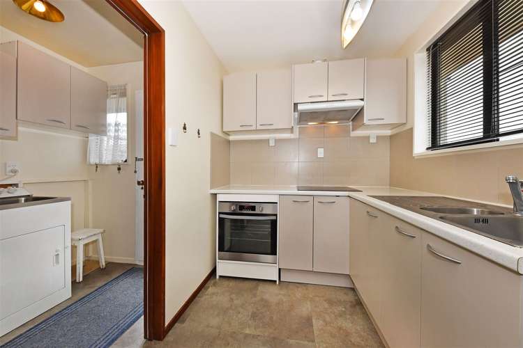 2 Mchaffies Place Wainoni_6