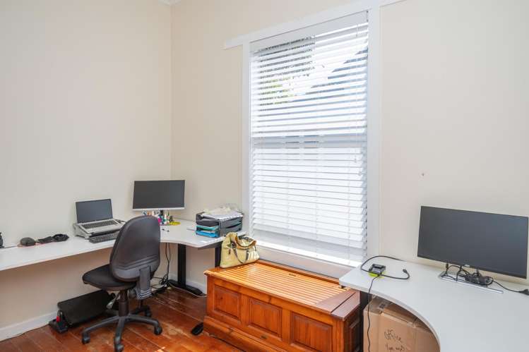 12 Root Street Gisborne_15