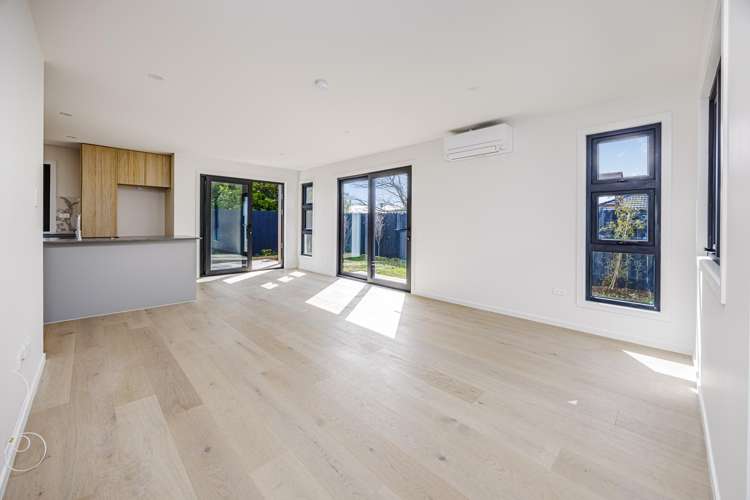 15 Kaaramuramu Lane Mangere Bridge_14