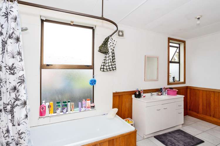 8 Centre Street Strathern_11