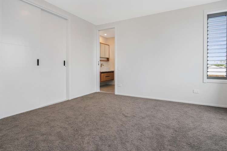 3/98 Dinsdale Road 1057_7