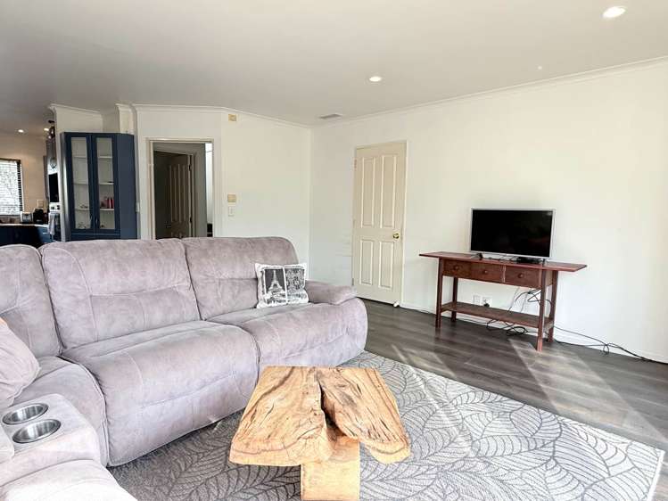 7/102 Greenhithe Road_0