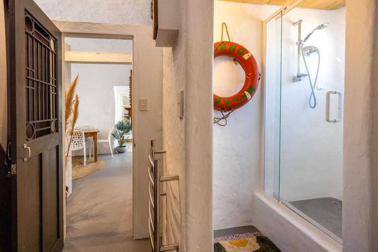 498 Sea View Road Onetangi_16