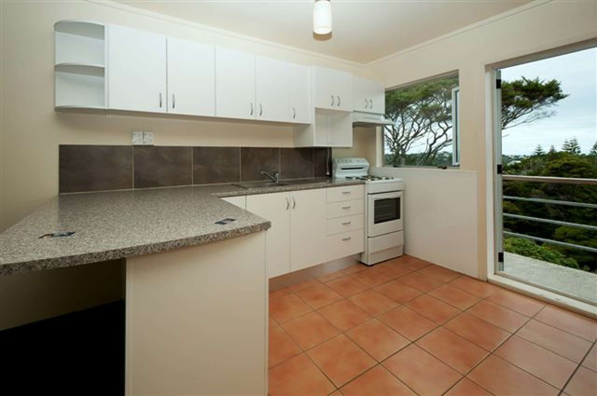 14/19a Verbena Road 1605_0