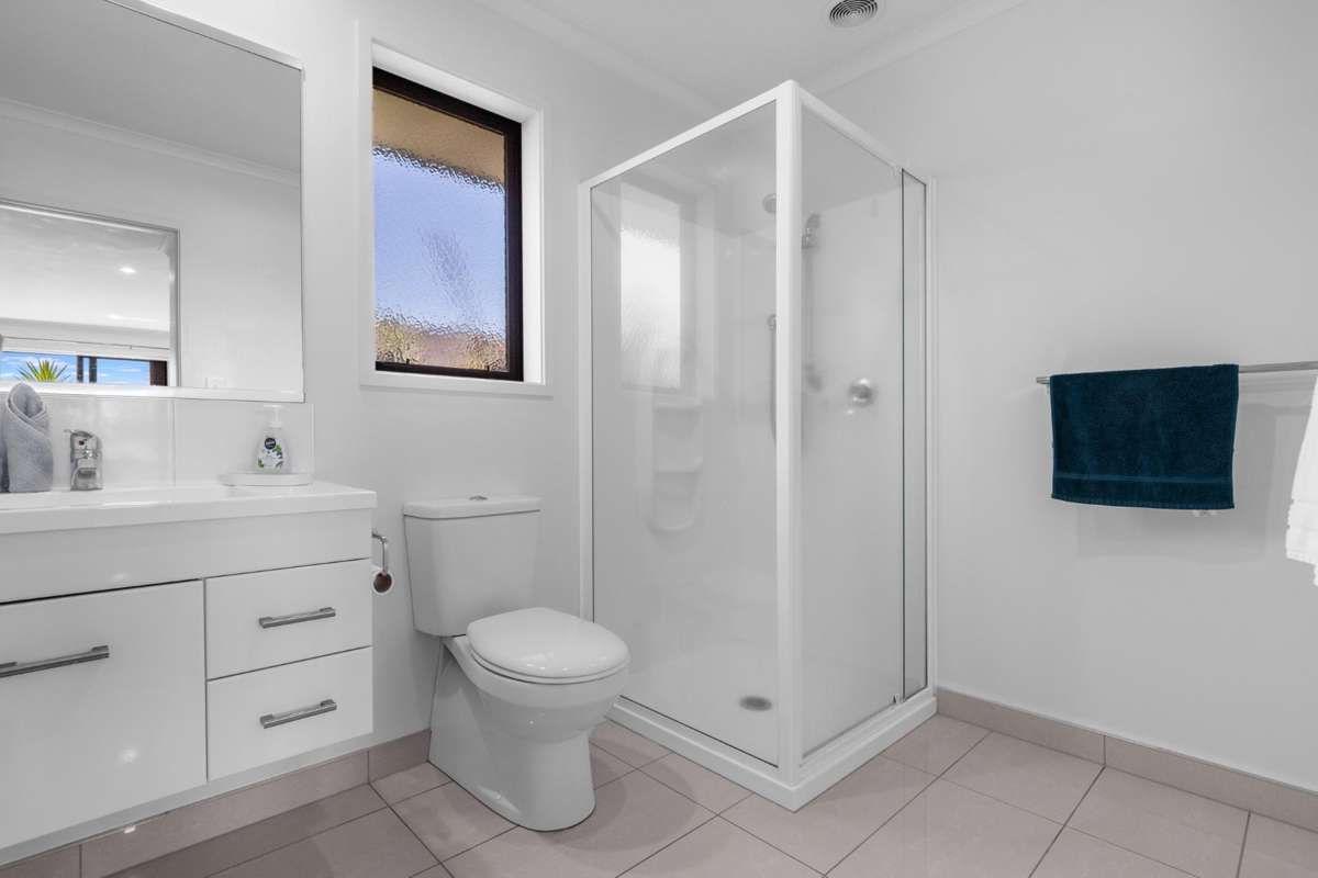 164 Doncaster Drive_5