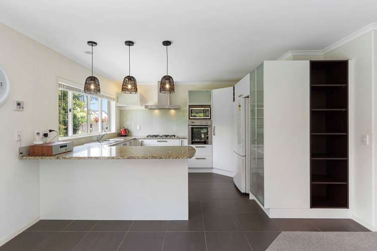 117 Pine Harbour Parade Beachlands_6