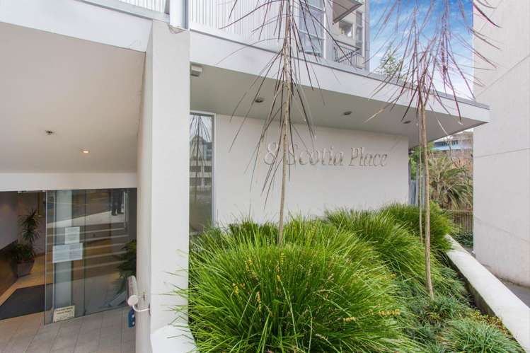 11A/8 Scotia Place City Centre_5