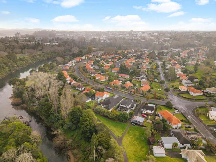 72 Jellicoe Drive Hamilton East_18