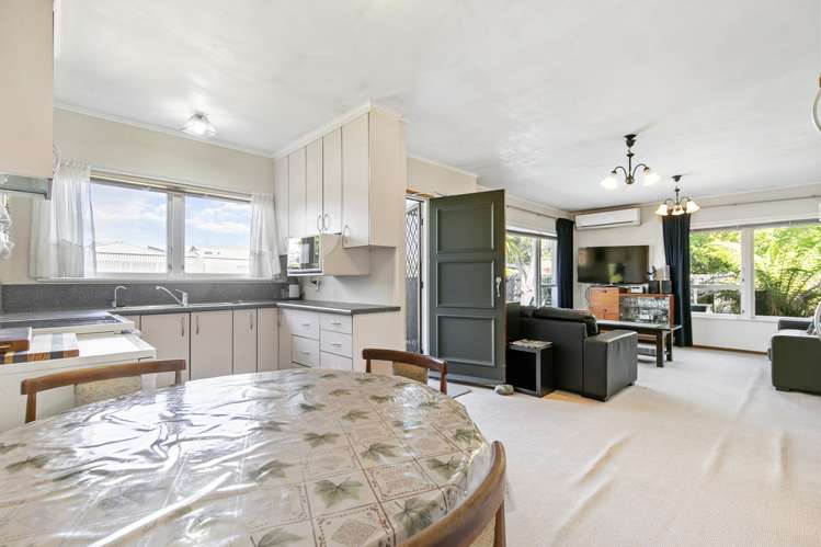 1/31 Callis Avenue Opaheke_5