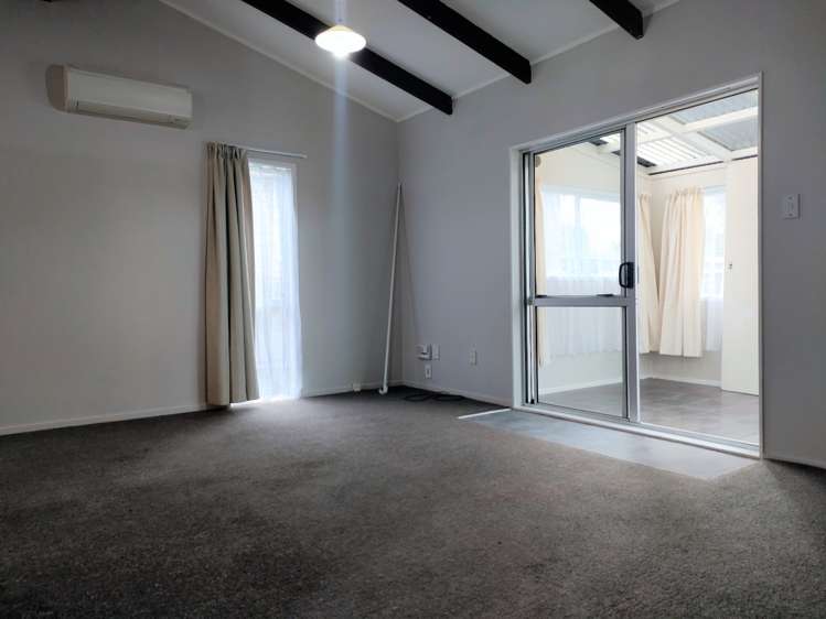 2/6 Bloomfield Place 11614_2