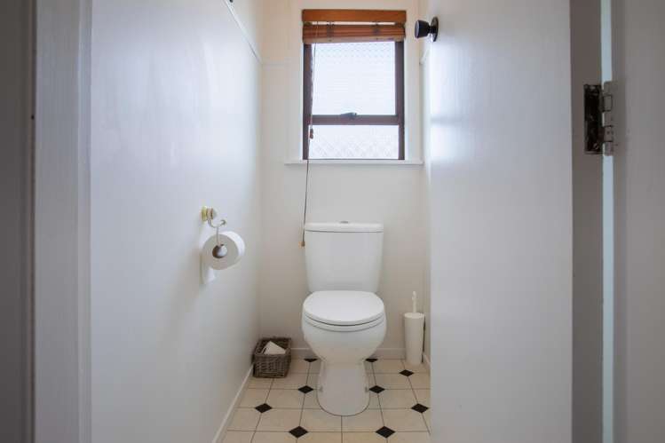 77 Gordon Street Dannevirke_15