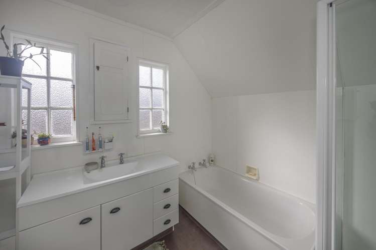 76 Wharfe Street South Hill_14