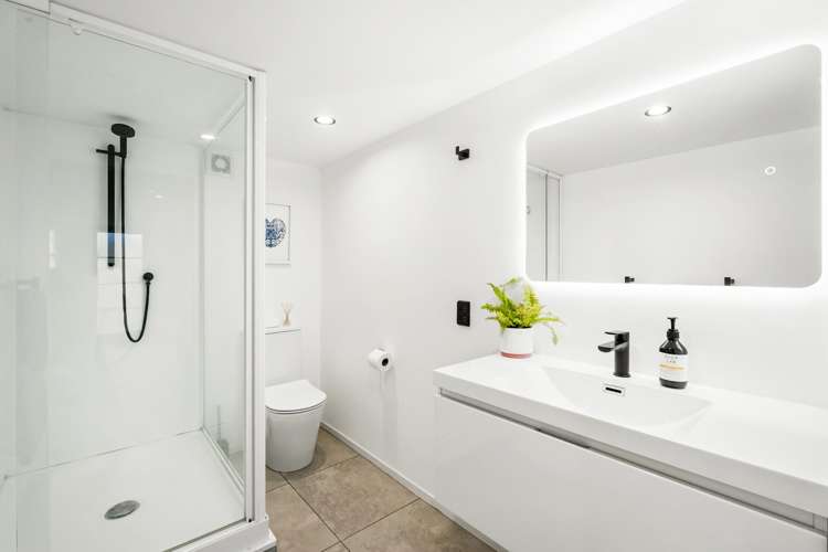 2/300 Rangatira Road Beach Haven_8