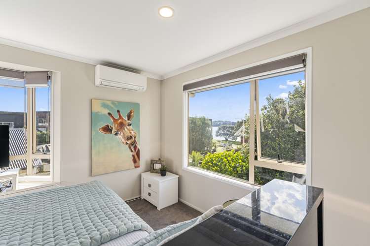 60a Kiwi Esplanade Mangere Bridge_14