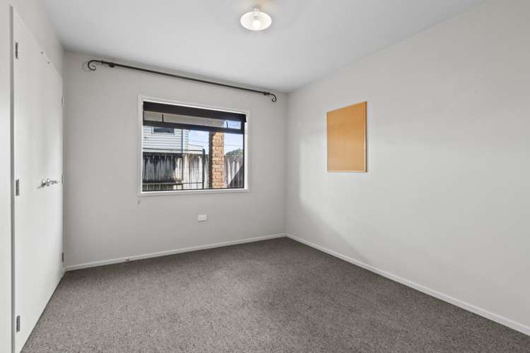 13a Greensboro Street Hamilton East_14