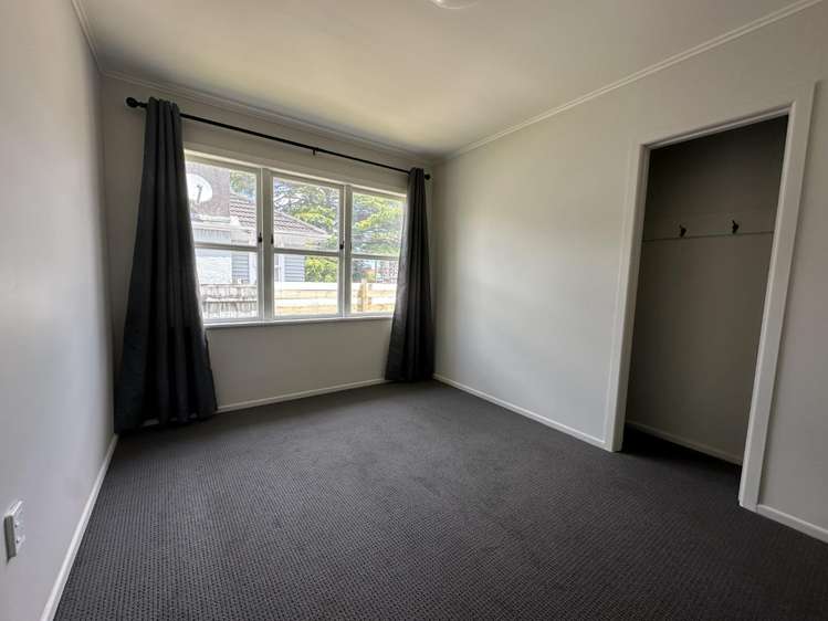64 Kelvin Road Papakura_3