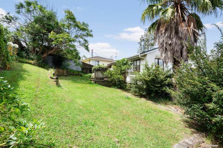 62 Makora Road Massey_5