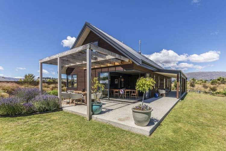 9 Hunt Place Albert Town_18