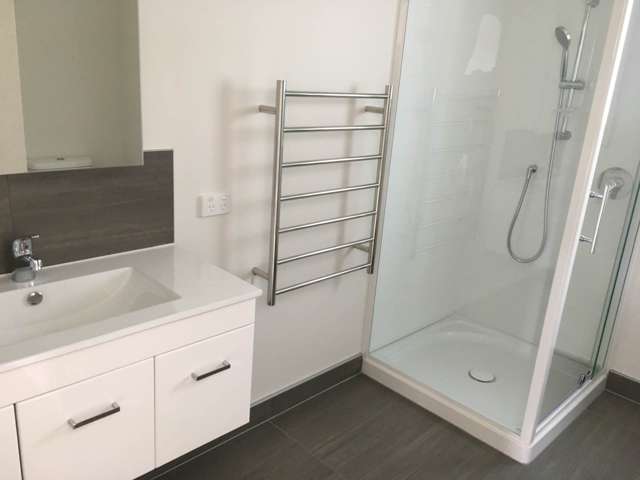 16/45 Karepiro Drive Stanmore Bay_1