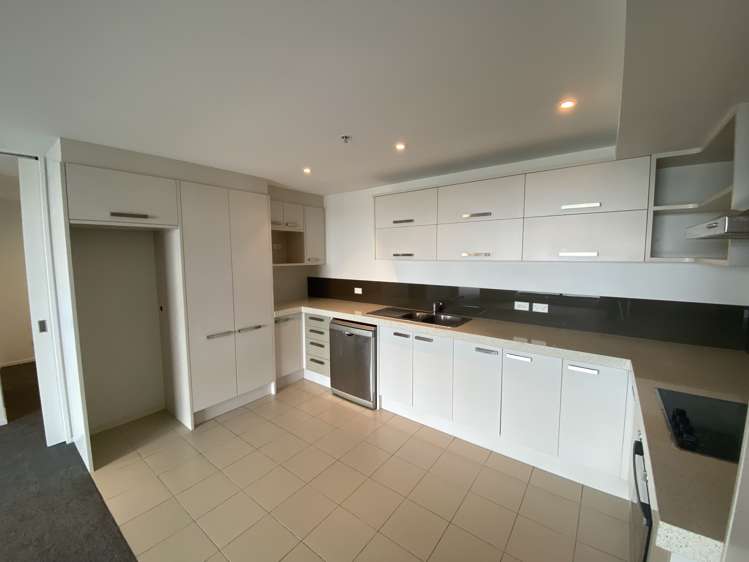 4g/84 Gunner Drive Te Atatu Peninsula_5