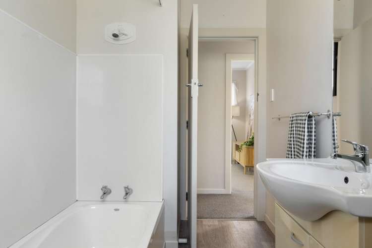 11 Oswald Street Mangapapa_11