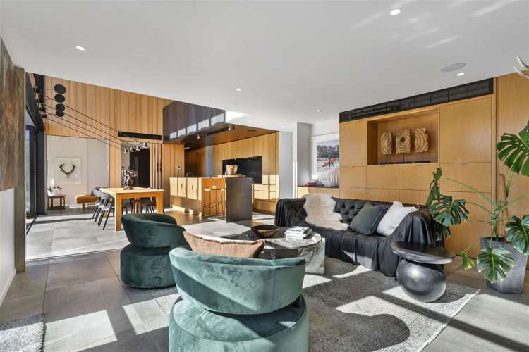 9 Walnut Avenue Strowan_7