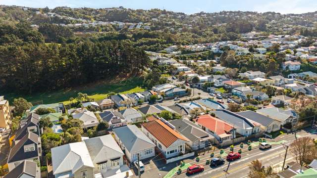 LOCATION, LIFESTYLE & FLEXIBLE FAMILY LIVING