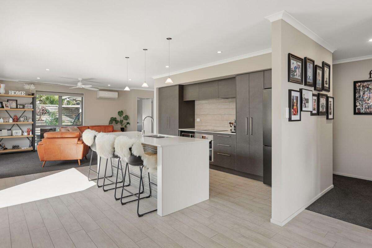 87 Sandhurst Drive_3