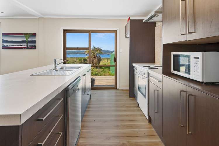 49 Atkins Road Portland_18