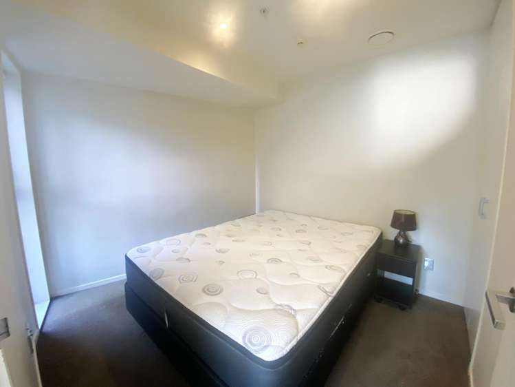 215/72-82 Taranaki Street 2185_3