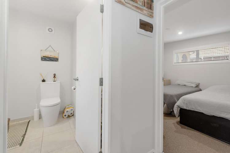 97 Seabrook Avenue New Lynn_24