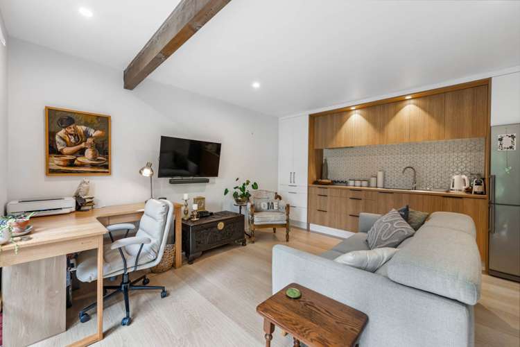 892 Beach Road Torbay_10