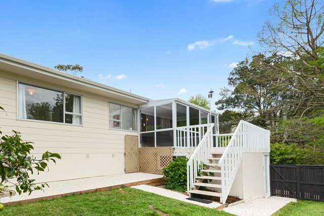 1/8 Scarlock Avenue Browns Bay_1