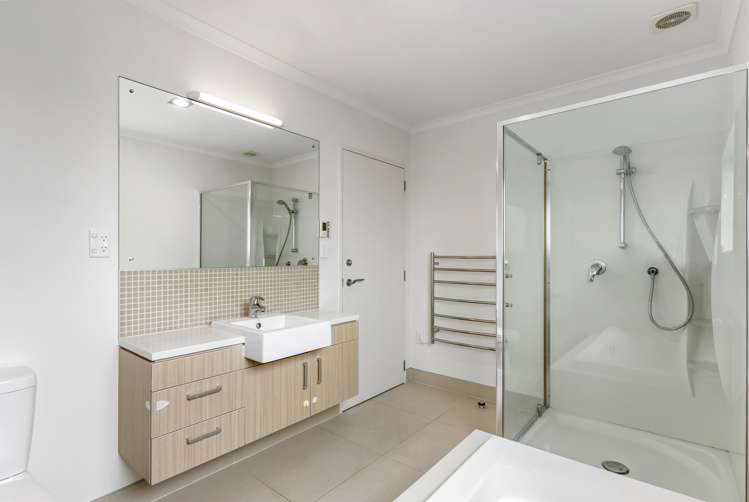 135 Vipond Road Stanmore Bay_14