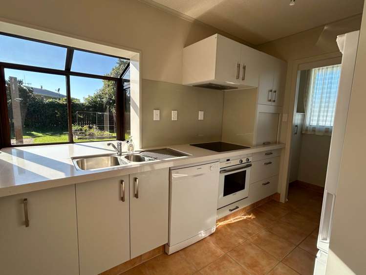 57 Emmett Street Greerton_2
