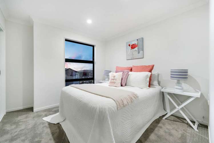 74 Michael Bosher Way Flat Bush_20