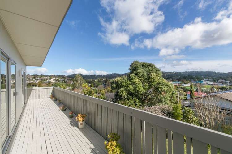 108 Captain Scott Road Glen Eden_9