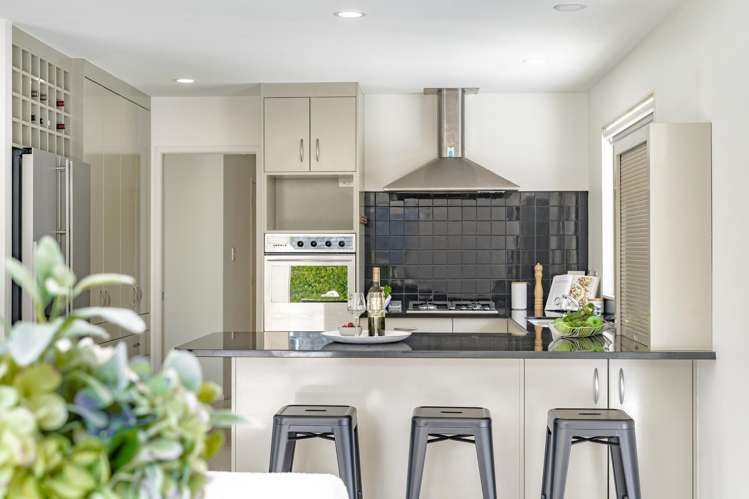 4 Coldham Crescent Saint Johns_9