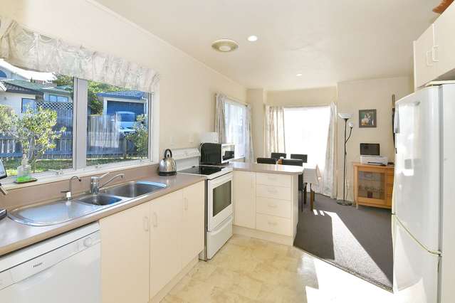 38 Charlotte Street Stanmore Bay_1