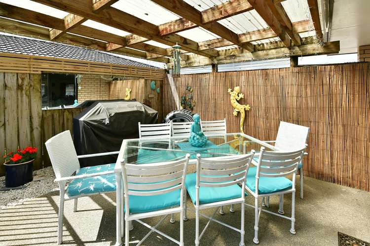 19 Raabia Close Parakai_10