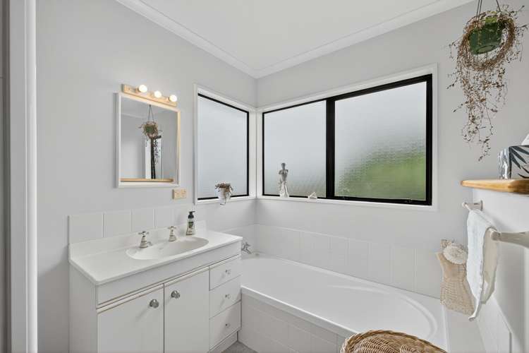 2/7 Crofts Lane Parklands_20