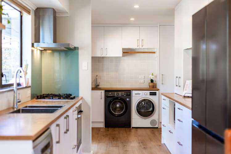 23 James Cook Drive Whitby_18