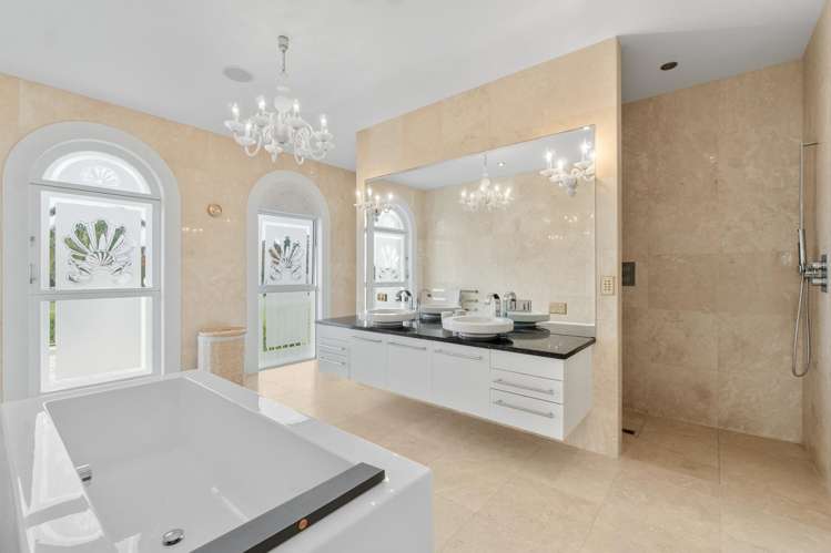 64 Porterfield Road Whitford_19