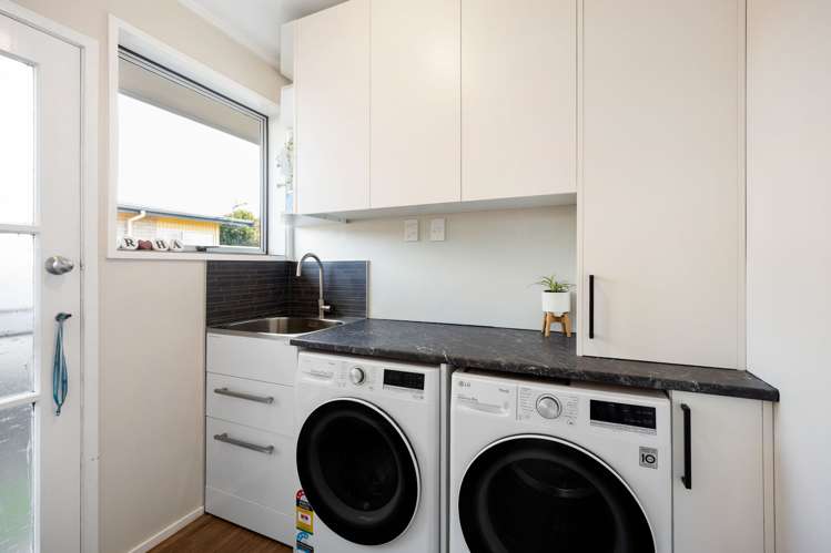 26 Dalton Crescent Dinsdale_13