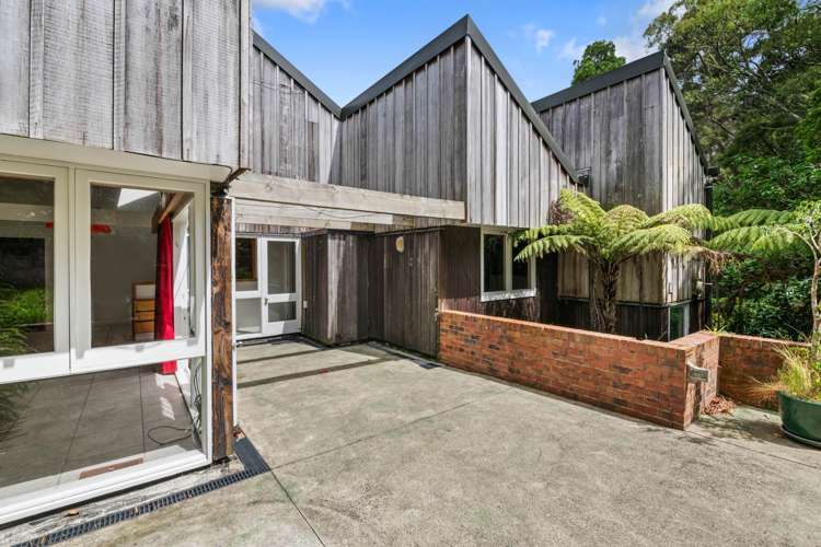 25 & 27 Kauri Glen Road_3