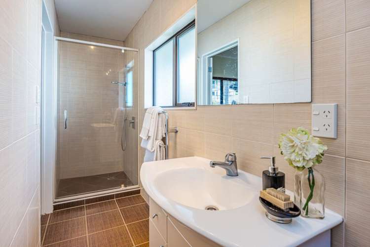 17 Debron Avenue Remuera_21